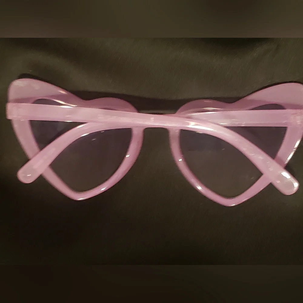 Stylish Purple Heart Sunglasses